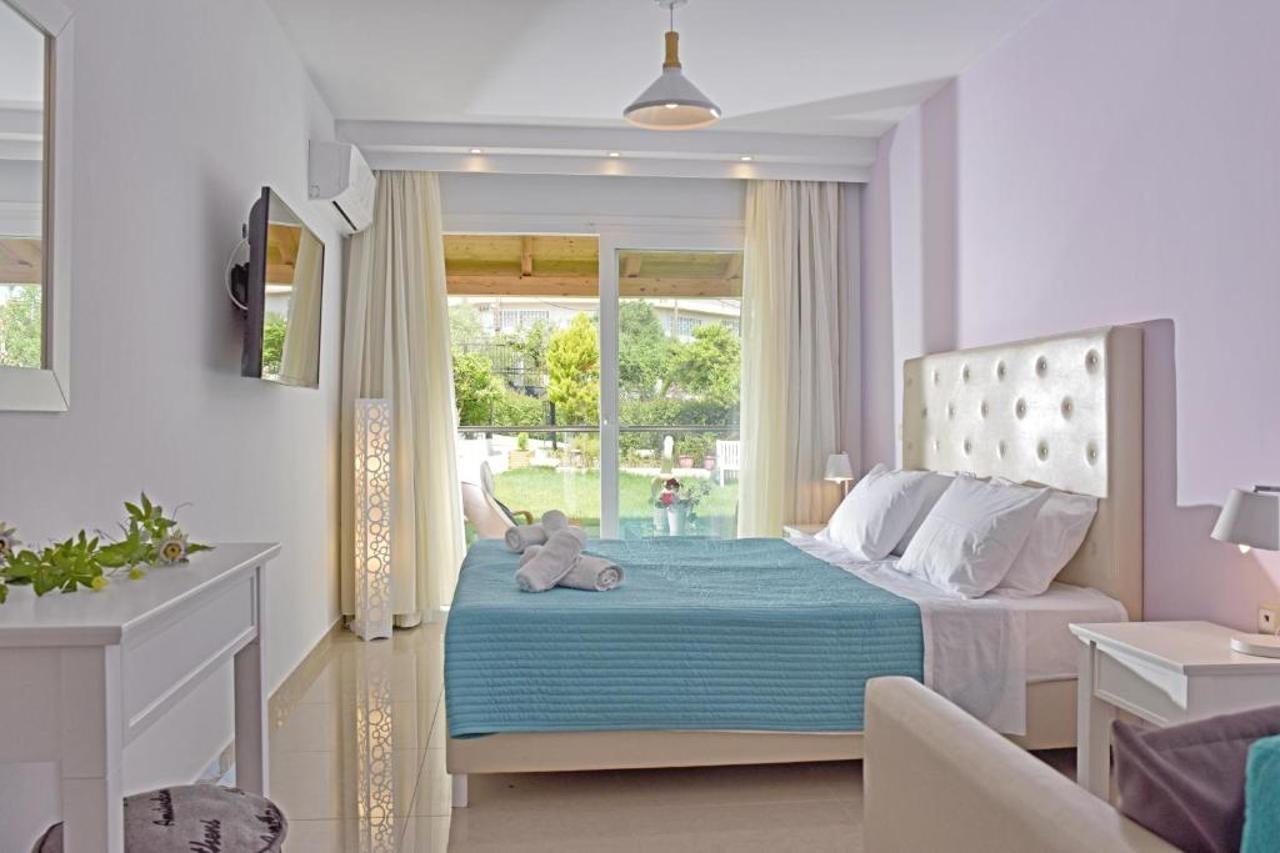 Palapart Gikas Suites And Studios Gouvia Exterior foto