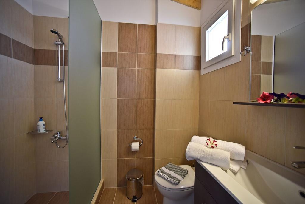 Palapart Gikas Suites And Studios Gouvia Exterior foto